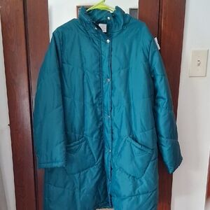 NWOT Green Jacket Machine Washable
